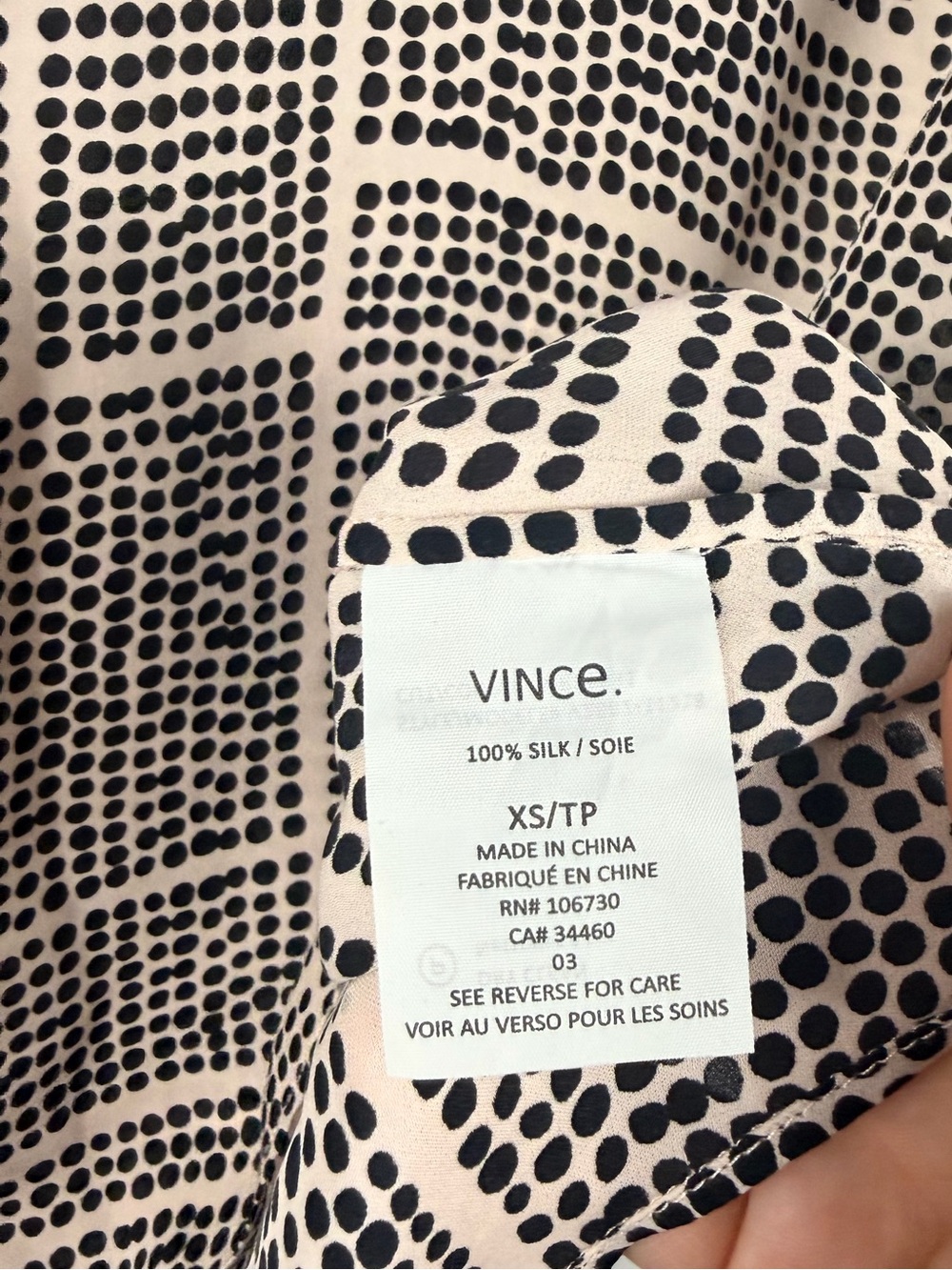Vince 100% silk pale pink black spotted blouse size XS - Picture 4 of 7